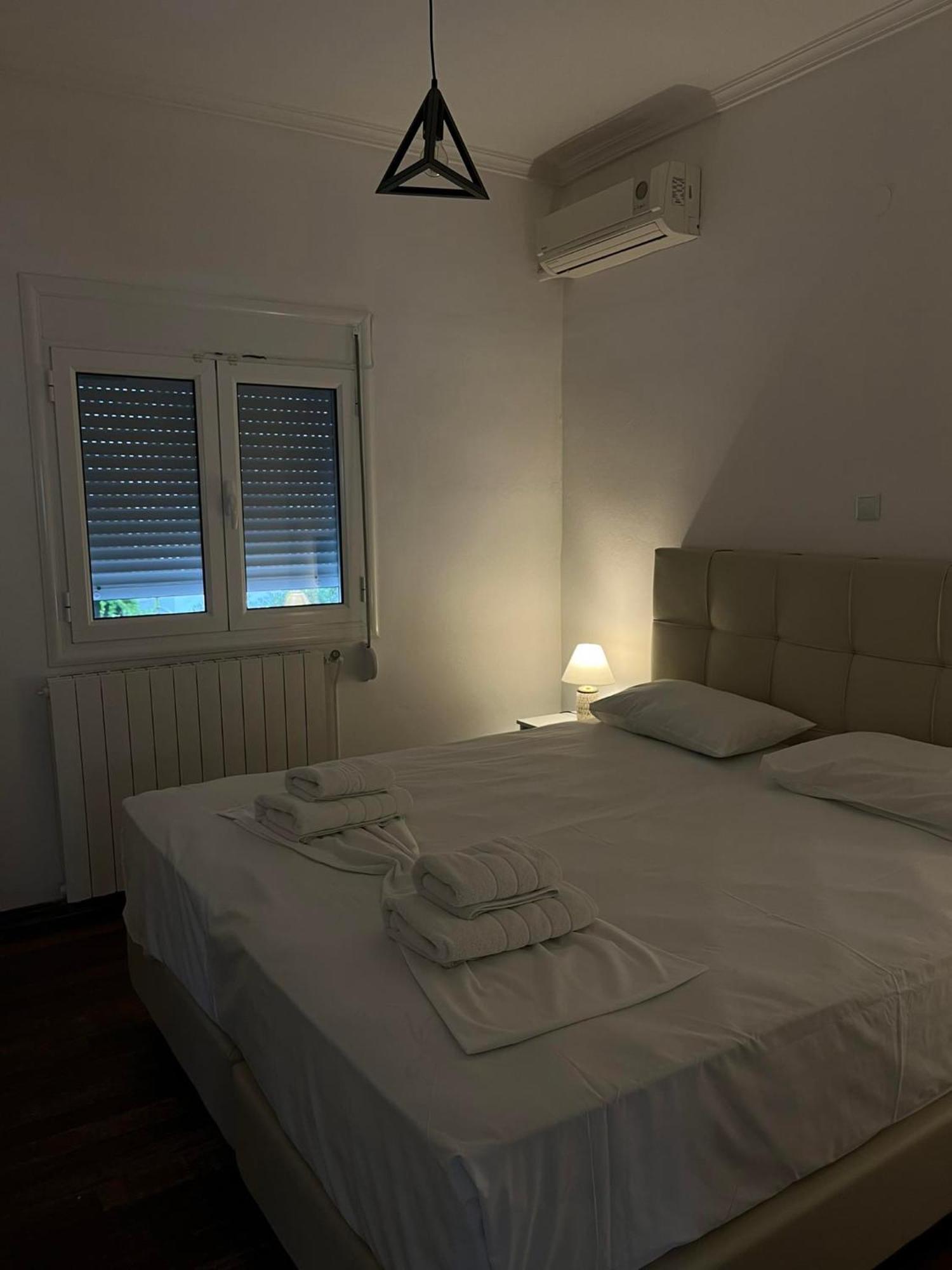 Utopia Kavos Luaran gambar