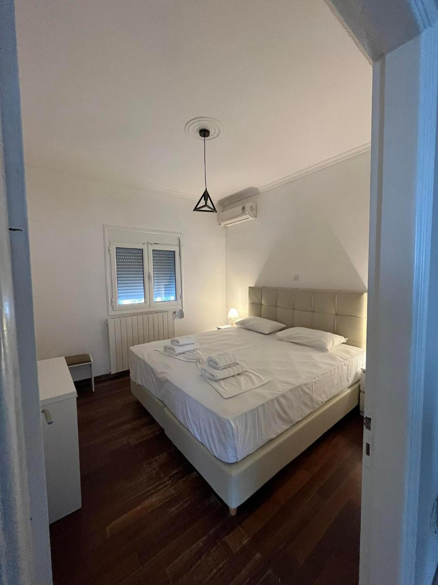 Utopia Kavos Luaran gambar