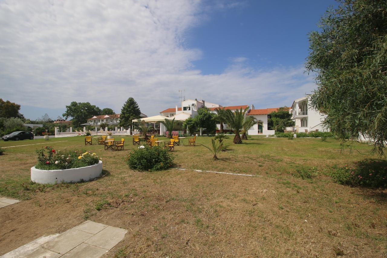 Utopia Kavos Luaran gambar