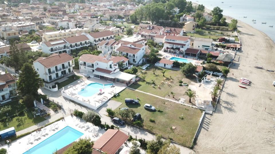 Utopia Kavos Luaran gambar