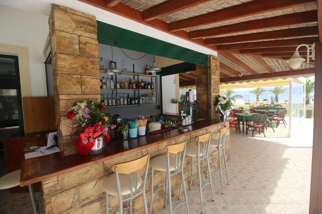 Utopia Kavos Luaran gambar